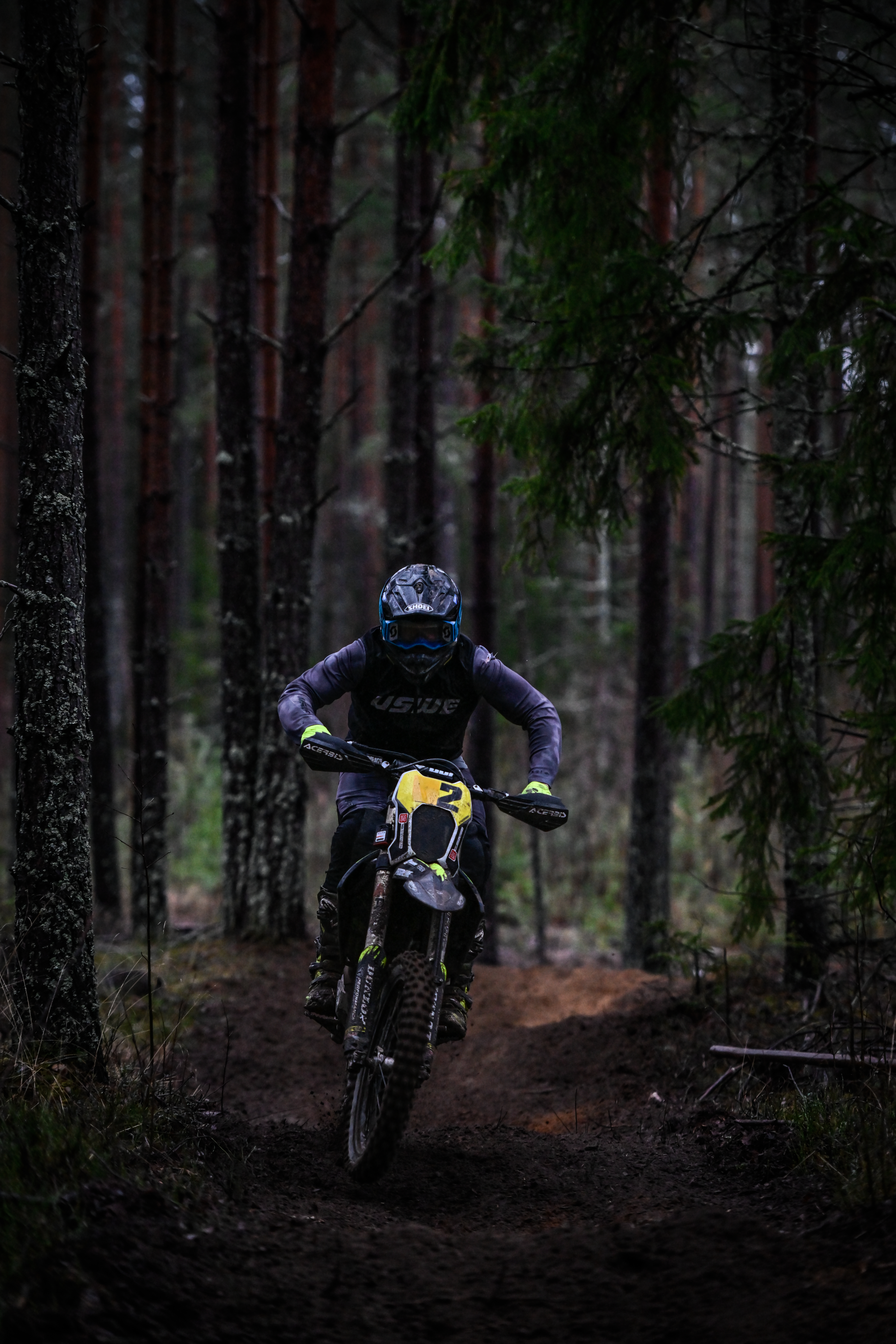 Richard Kindgren med sin Triumph.